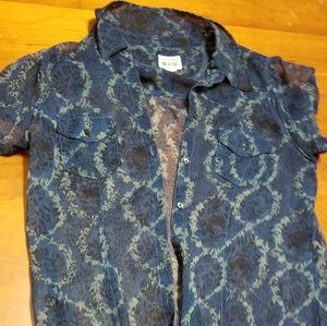 Converse sheer polyester top size medium